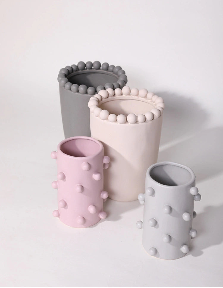Scratch-Resistant Ceramic Flower Vase – Durable Easy-Clean Porcelain Decorative Vase for Modern Home Décor